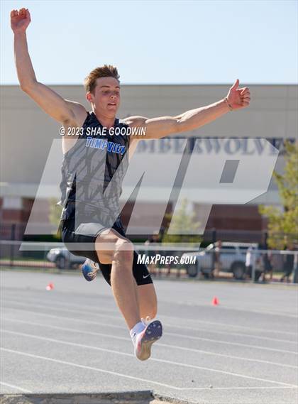 Thumbnail 1 in Tiger Trials Invitational photogallery.