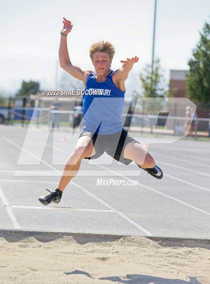 Thumbnail 3 in Tiger Trials Invitational photogallery.