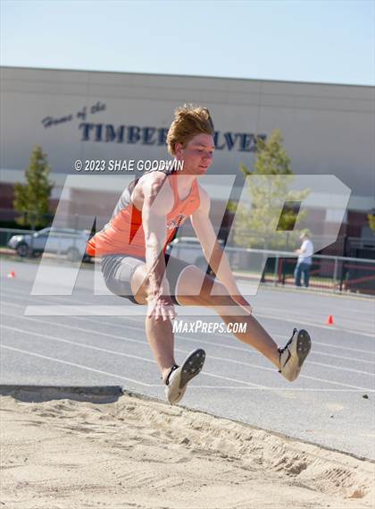 Thumbnail 2 in Tiger Trials Invitational photogallery.