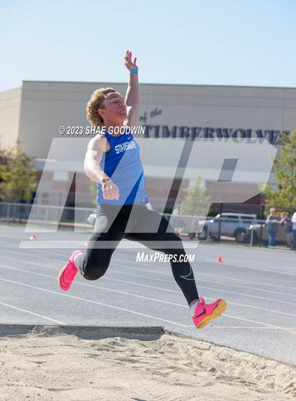 Thumbnail 3 in Tiger Trials Invitational photogallery.