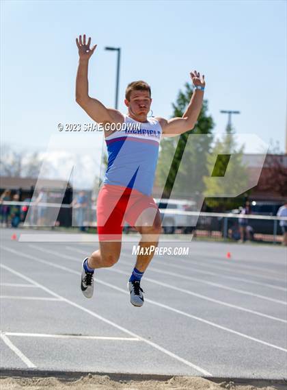 Thumbnail 1 in Tiger Trials Invitational photogallery.