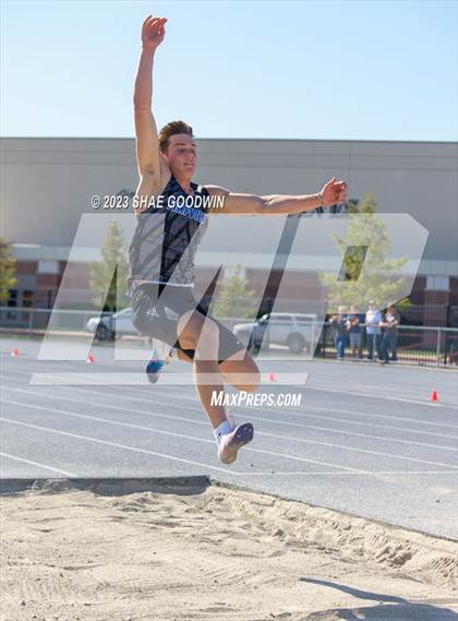 Thumbnail 3 in Tiger Trials Invitational photogallery.