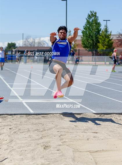 Thumbnail 3 in Tiger Trials Invitational photogallery.