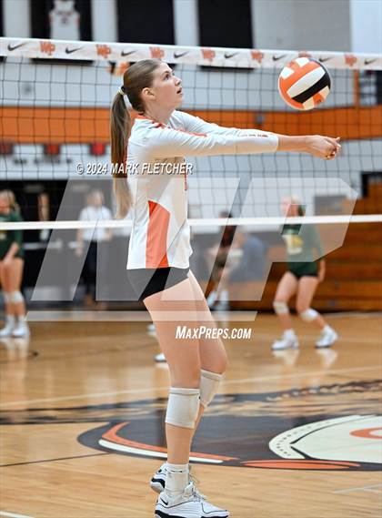 Thumbnail 1 in Winter Park vs DeLand (FHSAA 7A Region 1 Regional Final) photogallery.