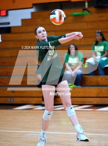 Thumbnail 3 in Winter Park vs DeLand (FHSAA 7A Region 1 Regional Final) photogallery.
