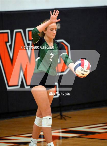 Thumbnail 2 in Winter Park vs DeLand (FHSAA 7A Region 1 Regional Final) photogallery.