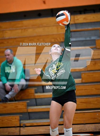 Thumbnail 1 in Winter Park vs DeLand (FHSAA 7A Region 1 Regional Final) photogallery.