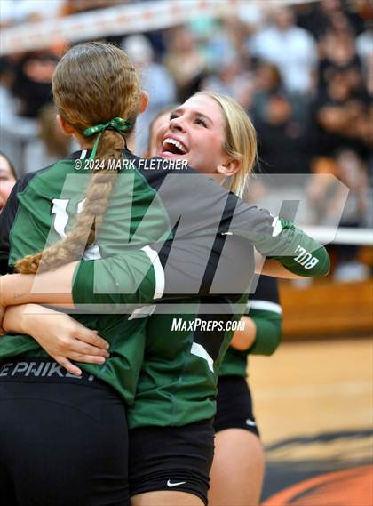 Thumbnail 1 in Winter Park vs DeLand (FHSAA 7A Region 1 Regional Final) photogallery.
