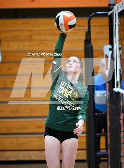 Thumbnail 3 in Winter Park vs DeLand (FHSAA 7A Region 1 Regional Final) photogallery.