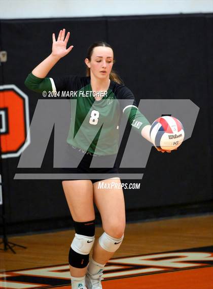 Thumbnail 3 in Winter Park vs DeLand (FHSAA 7A Region 1 Regional Final) photogallery.