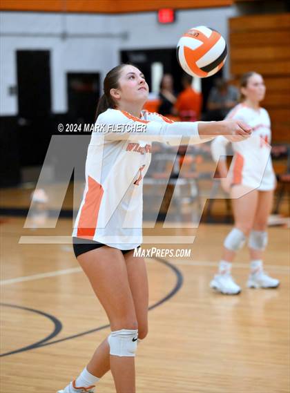 Thumbnail 1 in Winter Park vs DeLand (FHSAA 7A Region 1 Regional Final) photogallery.