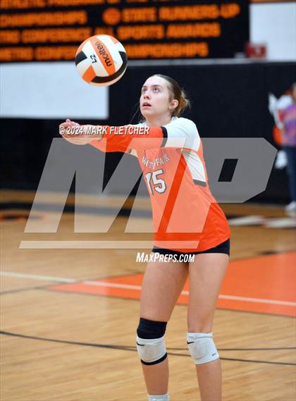 Thumbnail 2 in Winter Park vs DeLand (FHSAA 7A Region 1 Regional Final) photogallery.