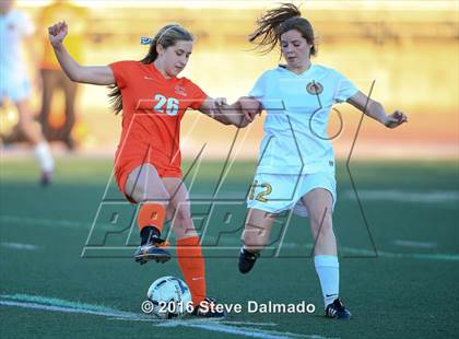 Thumbnail 3 in Mt. Carmel vs Byrd (LHSAA D1 Final) photogallery.