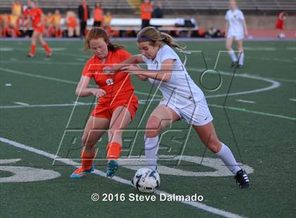 Thumbnail 1 in Mt. Carmel vs Byrd (LHSAA D1 Final) photogallery.