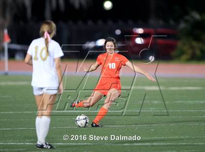 Thumbnail 3 in Mt. Carmel vs Byrd (LHSAA D1 Final) photogallery.