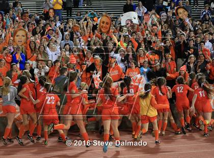 Thumbnail 3 in Mt. Carmel vs Byrd (LHSAA D1 Final) photogallery.