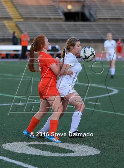 Thumbnail 2 in Mt. Carmel vs Byrd (LHSAA D1 Final) photogallery.