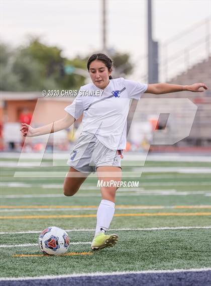 Thumbnail 1 in Chino Valley @ St. Johns (AIA 2A Semifinal) photogallery.
