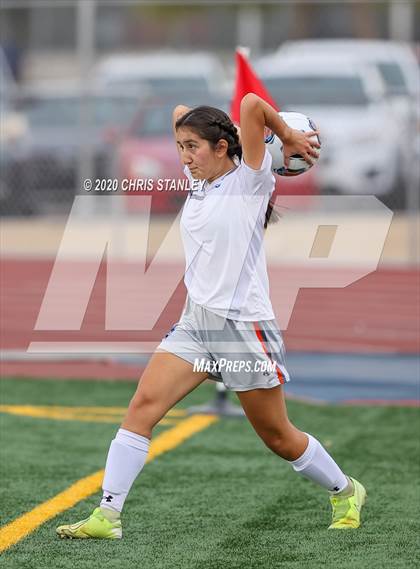 Thumbnail 2 in Chino Valley @ St. Johns (AIA 2A Semifinal) photogallery.