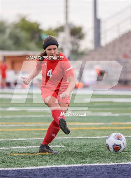 Thumbnail 3 in Chino Valley @ St. Johns (AIA 2A Semifinal) photogallery.