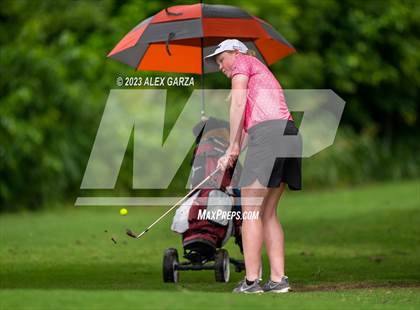 Thumbnail 1 in UIL 1A Golf Finals Round 1 photogallery.