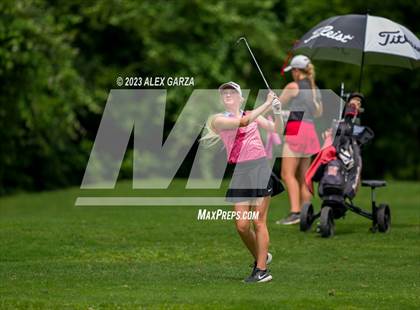Thumbnail 3 in UIL 1A Golf Finals Round 1 photogallery.