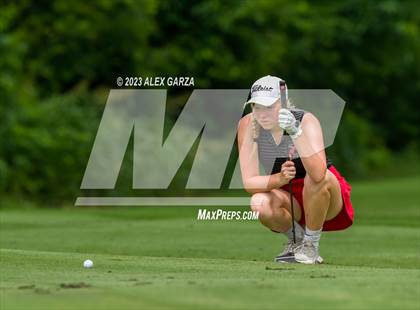 Thumbnail 3 in UIL 1A Golf Finals Round 1 photogallery.