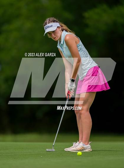 Thumbnail 2 in UIL 1A Golf Finals Round 1 photogallery.