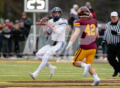Thumbnail 2 in Lincoln-Way East vs. Loyola Academy (IHSA 8A Semifinal) photogallery.