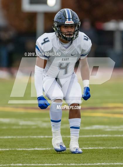 Thumbnail 3 in Lincoln-Way East vs. Loyola Academy (IHSA 8A Semifinal) photogallery.