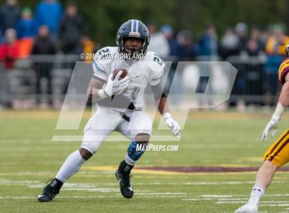 Thumbnail 2 in Lincoln-Way East vs. Loyola Academy (IHSA 8A Semifinal) photogallery.