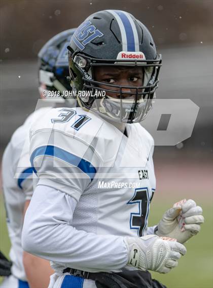 Thumbnail 3 in Lincoln-Way East vs. Loyola Academy (IHSA 8A Semifinal) photogallery.