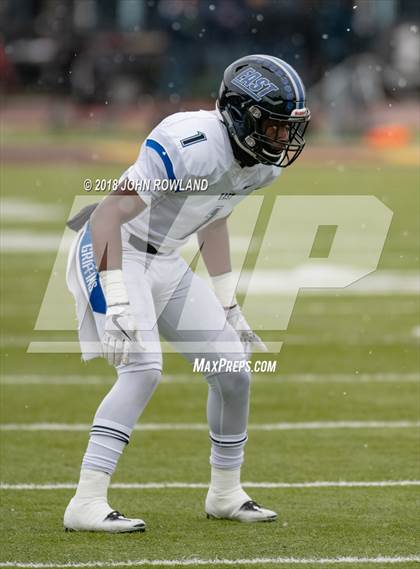 Thumbnail 3 in Lincoln-Way East vs. Loyola Academy (IHSA 8A Semifinal) photogallery.