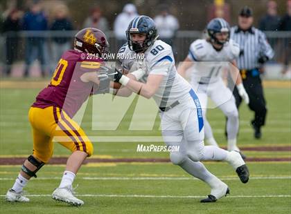 Thumbnail 2 in Lincoln-Way East vs. Loyola Academy (IHSA 8A Semifinal) photogallery.