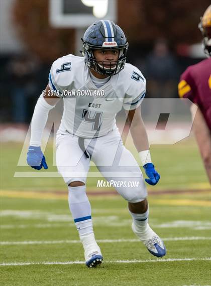 Thumbnail 1 in Lincoln-Way East vs. Loyola Academy (IHSA 8A Semifinal) photogallery.