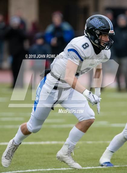Thumbnail 2 in Lincoln-Way East vs. Loyola Academy (IHSA 8A Semifinal) photogallery.