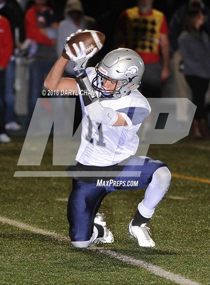 Thumbnail 2 in La Salle vs. Silverado (CIF -SS D9 QTR Final) photogallery.