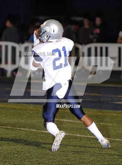 Thumbnail 1 in La Salle vs. Silverado (CIF -SS D9 QTR Final) photogallery.