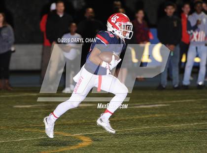 Thumbnail 2 in La Salle vs. Silverado (CIF -SS D9 QTR Final) photogallery.
