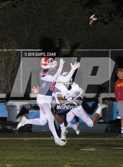 Thumbnail 2 in La Salle vs. Silverado (CIF -SS D9 QTR Final) photogallery.