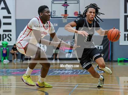 Thumbnail 2 in Columbus vs Dynamic Prep (Made Hoops - Miami Tip-Off) photogallery.