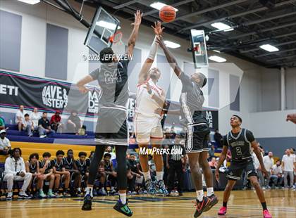 Thumbnail 2 in Columbus vs Dynamic Prep (Made Hoops - Miami Tip-Off) photogallery.