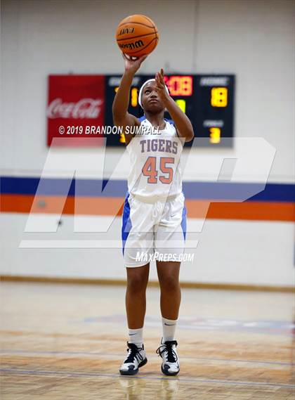 Thumbnail 1 in Thorsby @ Chilton County photogallery.