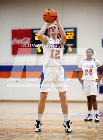 Thumbnail 2 in Thorsby @ Chilton County photogallery.