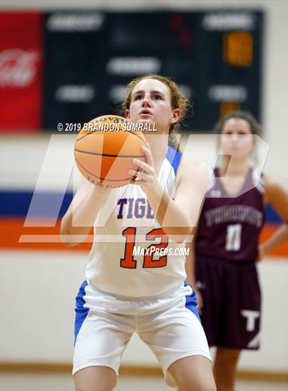 Thumbnail 3 in Thorsby @ Chilton County photogallery.