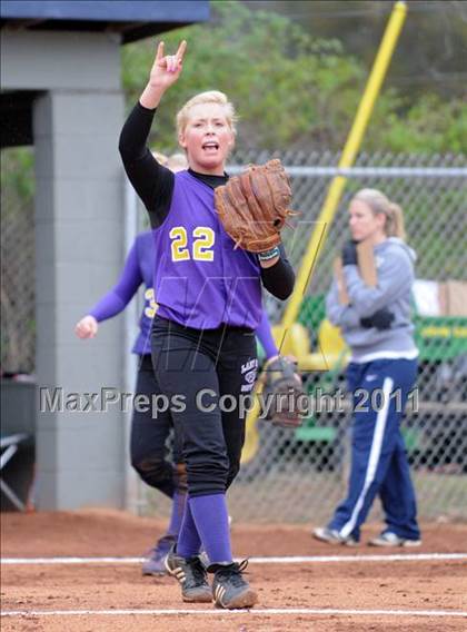 Thumbnail 1 in Oliver Springs vs. Anderson County (AC Invitational) photogallery.