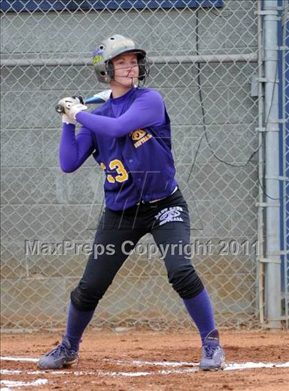 Thumbnail 3 in Oliver Springs vs. Anderson County (AC Invitational) photogallery.