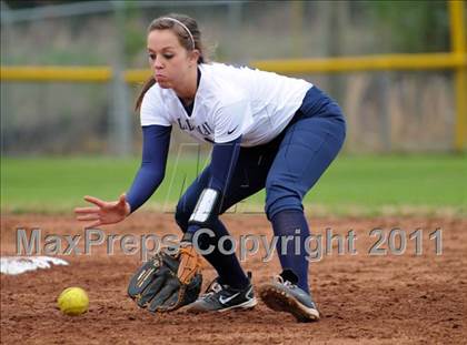Thumbnail 1 in Oliver Springs vs. Anderson County (AC Invitational) photogallery.