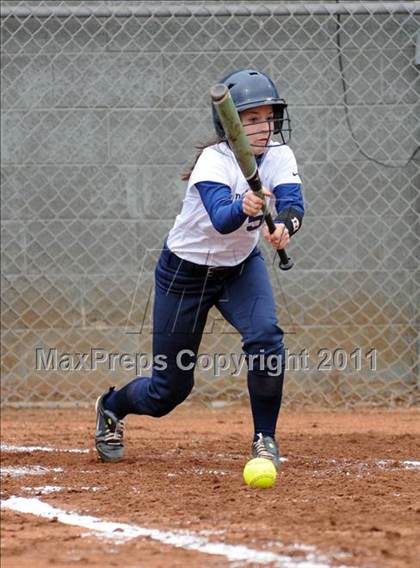 Thumbnail 1 in Oliver Springs vs. Anderson County (AC Invitational) photogallery.