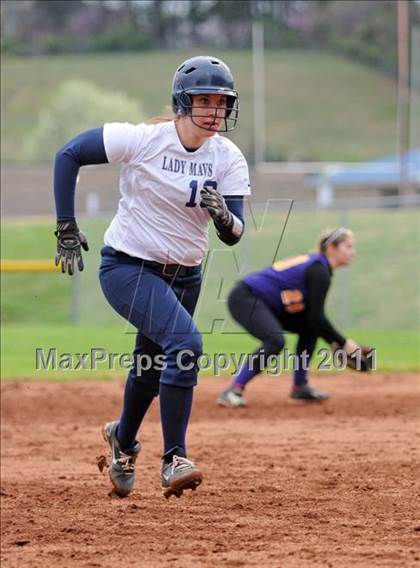 Thumbnail 3 in Oliver Springs vs. Anderson County (AC Invitational) photogallery.